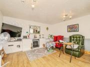4 bedroom end of terrace house for sale in Hurdlow...