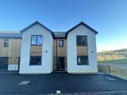4 bedroom end of terrace house for sale in Kennicott...