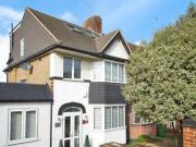 4 Bedroom End Of Terrace House For Sale In London