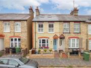 4 bedroom end of terrace house for sale in Lower Paxton...