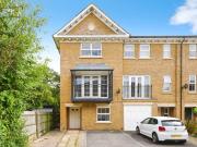 4 bedroom end of terrace house for sale in Reliance Way,...