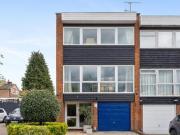 4 Bedroom End Of Terrace House For Sale In...