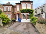 4 bedroom end of terrace house for sale in Selwyn...