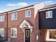 4 Bedroom End Of Terrace House For Sale In Southend on...