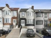 4 Bedroom End Of Terrace House For Sale In Southgate,...