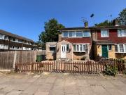 4 bedroom end of terrace house for sale in Swasedale...