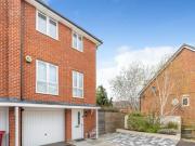 4 Bedroom End Of Terrace House For Sale In Taplow