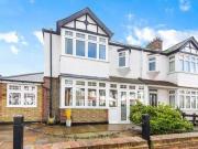 4 Bedroom End Of Terrace House For Sale In Wallington