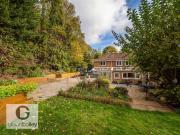 4 bedroom end of terrace house for sale in Whitwell...