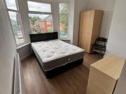 4 bedroom end of terrace house to rent