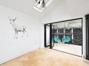 4 bedroom end of terrace house to rent