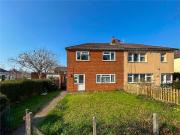 4 bedroom end of terrace house to rent