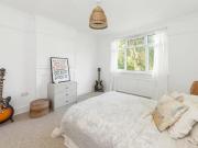 4 bedroom end of terrace house to rent 4 bedroom end of terrace house to rent