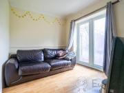 4 bedroom end of terrace house to rent