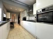 4 bedroom end of terrace house to rent