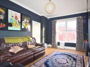 4 bedroom end of terrace house to rent