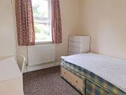 4 bedroom end of terrace house to rent