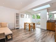 4 bedroom end of terrace house to rent