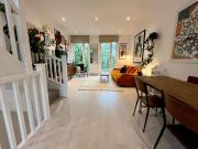 4 bedroom end of terrace house to rent