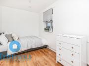 4 Bedroom End of Terrace House to Rent