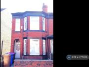 4 bedroom end of terrace house to rent
