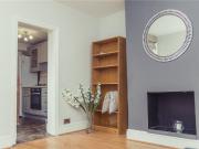 4 bedroom end of terrace house to rent