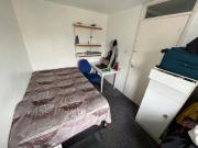 4 bedroom end of terrace house to rent