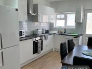 4 bedroom end of terrace house to rent