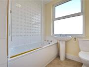 4 bedroom end of terrace house to rent 4 bedroom end of terrace house to rent