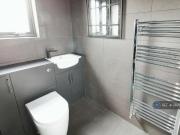 4 bedroom end of terrace house to rent
