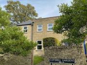 4 bedroom end of terrace house to rent in Cotshill...