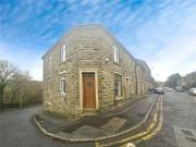 4 bedroom End Terrace House to rent, Blackburn Road,...