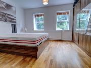 4 bedroom end terraced house to rent