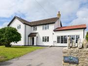 4 bedroom equestrian facility for sale