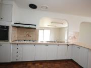 4 BEDROOM FAMILY HOME IN CLAYTON SOUTH