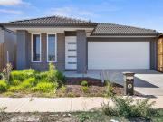4 Bedroom Family Home In Tarneit