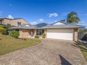 4 BEDROOM FAMILY HOME SOLAR POWER & HOT WATER SPACIOUS...
