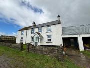 4 bedroom farm house for sale