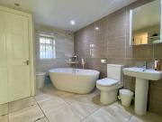 4 Bedroom Flat