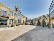 4 Bedroom Flat