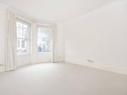 4 bedroom flat for rent in Barkston Gardens, South...