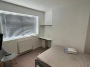 4 bedroom flat for rent in Beresford Street, ST4