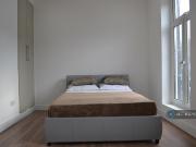 4 bedroom flat for rent in Brighton Road, Surbiton, KT6