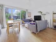 4 bedroom flat for rent in Fellows Court, Weymouth...