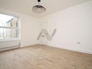 4 bedroom flat for rent in Glebe Road, Hornsey, London,...