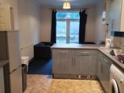 4 bedroom flat for rent in Ground Floor Four Double...