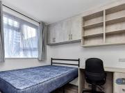 4 Bedroom Flat For Rent In London