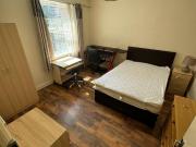 4 bedroom flat for rent in Queen Anne Street, ST4 4 bedroom flat for rent in Queen Anne Street, ST4