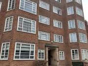 4 bedroom flat for rent in Richmond Court, George Road,...