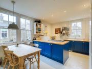 4 bedroom flat for sale